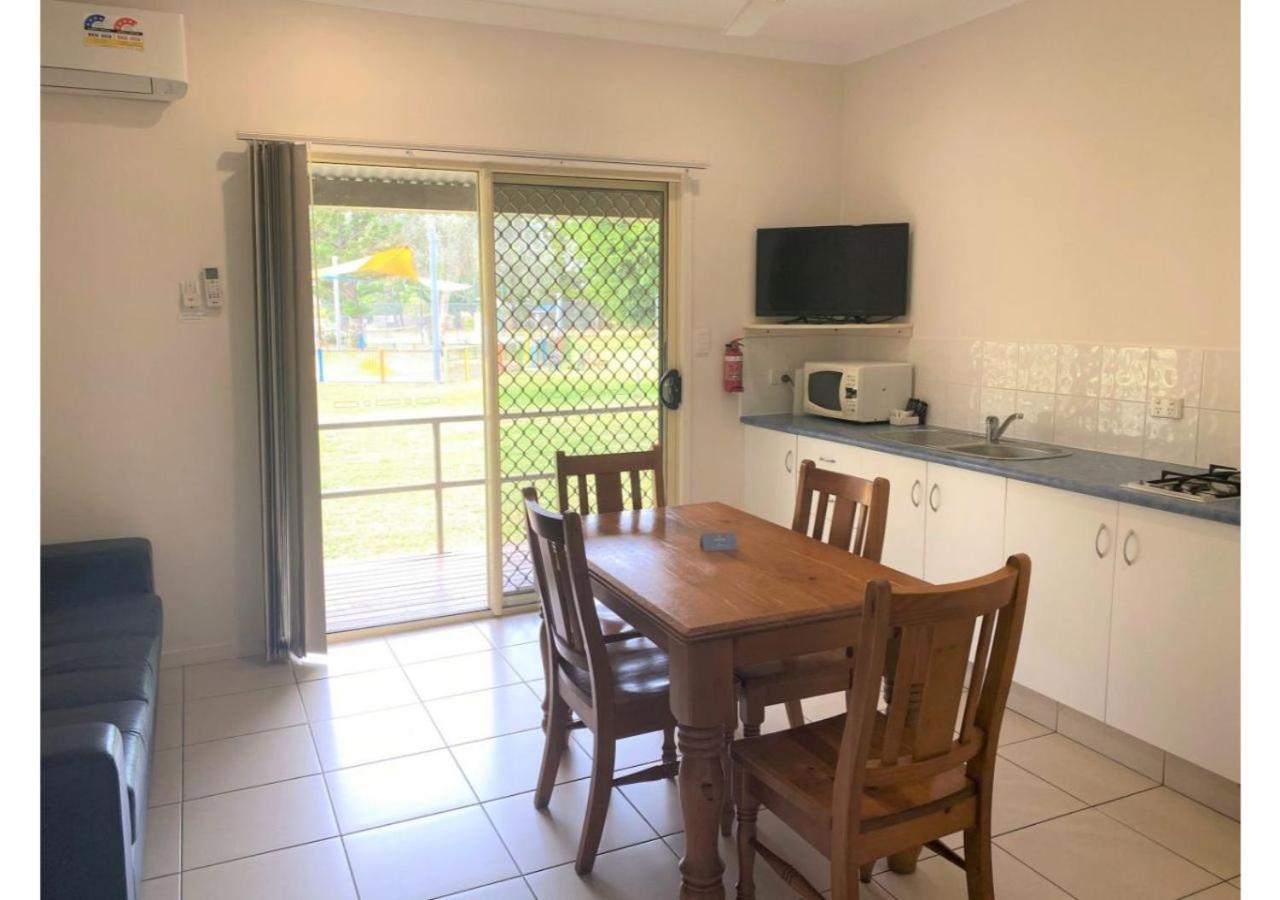Discovery Parks - Coolwaters, Yeppoon Kinka Beach Room photo